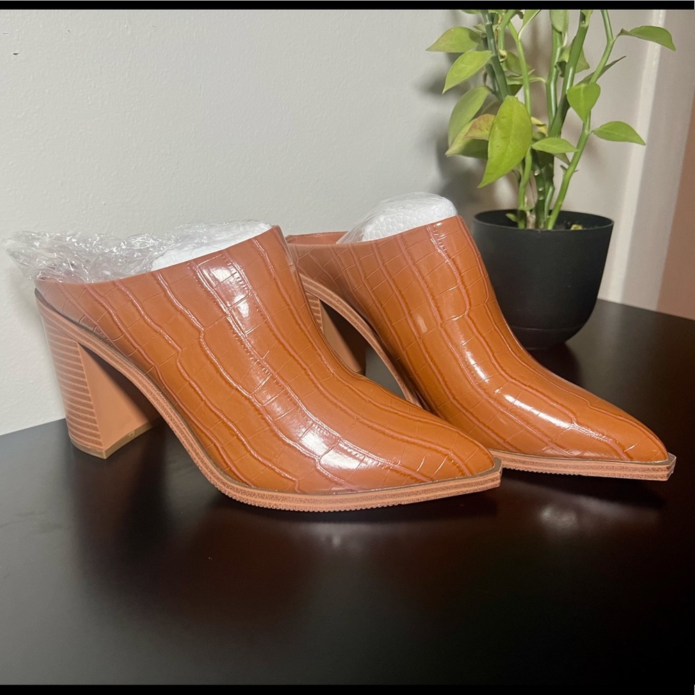 Cognac Heeled Mules Faux Leather